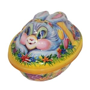 Vintage Ullman Plastic Easter Egg Container